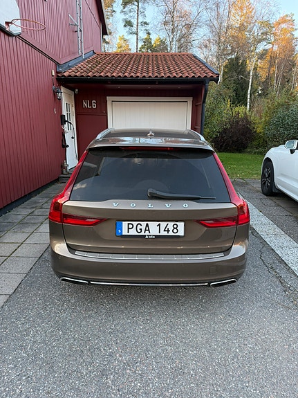 Volvo V90 8 of 14