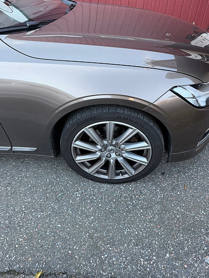 Volvo V90 5 of 14