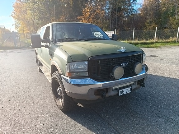 Ford Excursion