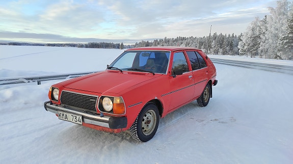 Mazda 323 2 of 7