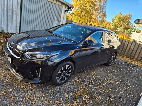 Kia Ceed 3 of 3