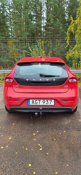 Volvo V40 3 of 4