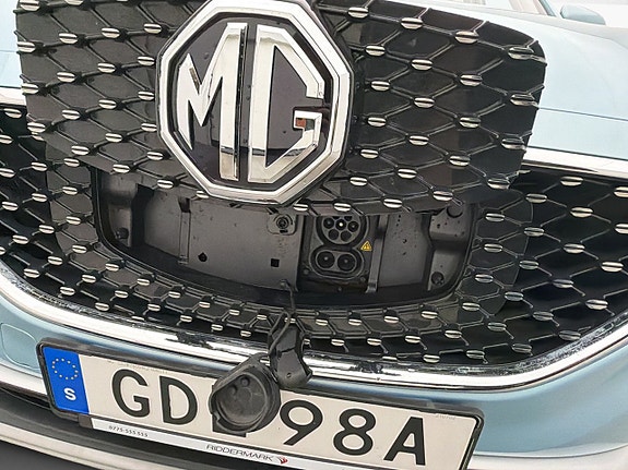 MG ZS 30 of 30