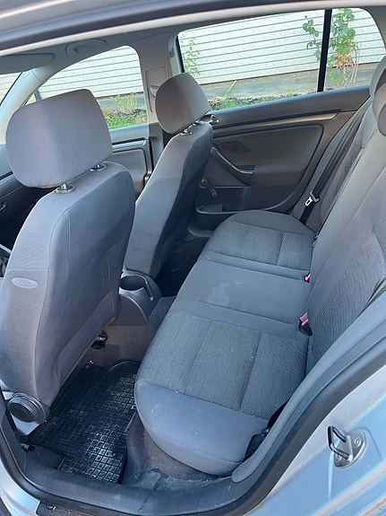 Volkswagen Golf V 4 of 5