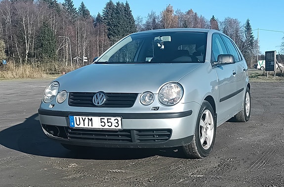 Volkswagen Polo 2 of 4