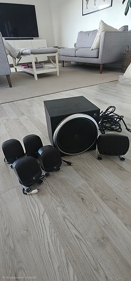 Product image 1 of 2