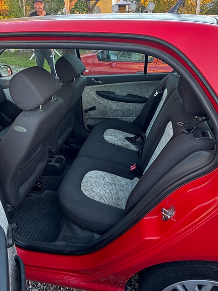 Skoda Fabia 5 of 5
