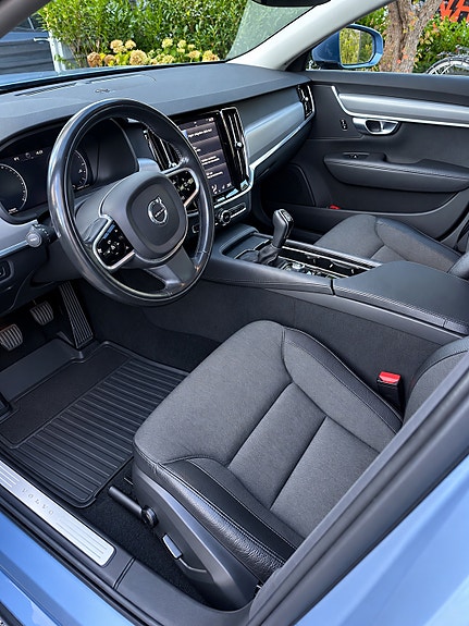 Volvo V90 4 of 6