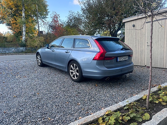 Volvo V90 3 of 6