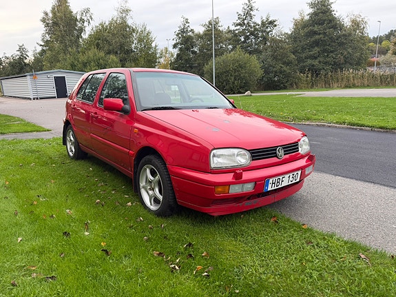 Volkswagen Golf III 2 of 5