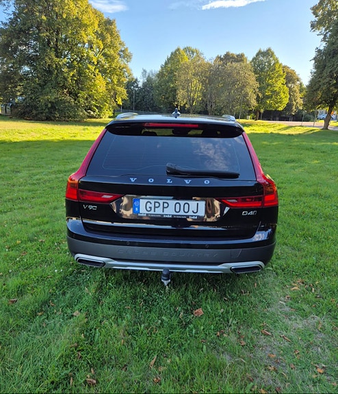 Volvo V90 Cross Country 4 of 10