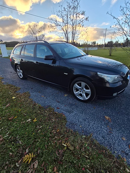 BMW 530xd 2 of 9