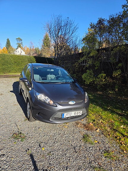 Ford Fiesta 4 of 12