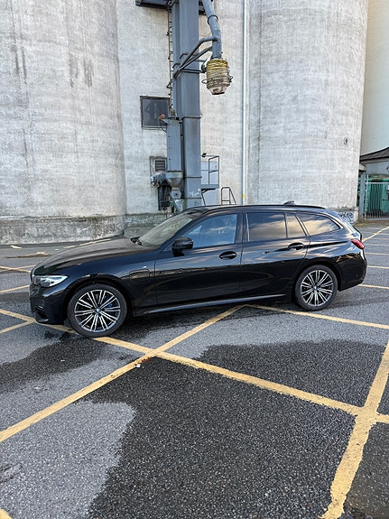 BMW 330e 2 of 12