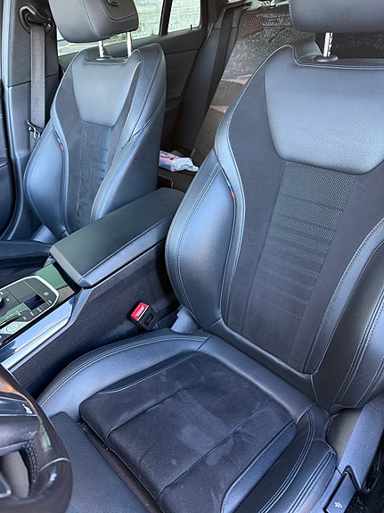 BMW 330e 10 of 12