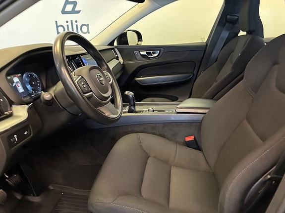 Volvo XC60 9 of 15
