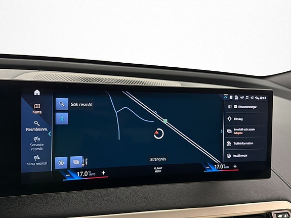 BMW iX 27 of 30