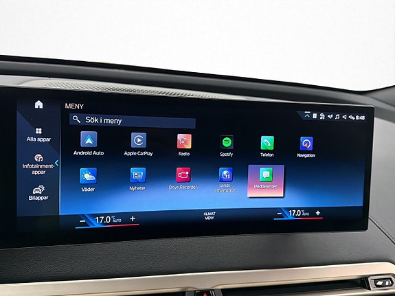 BMW iX 28 of 30