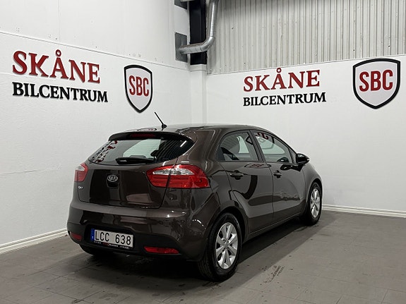 Kia Rio 4 of 10