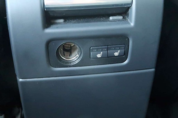 Volvo V70 12 of 18
