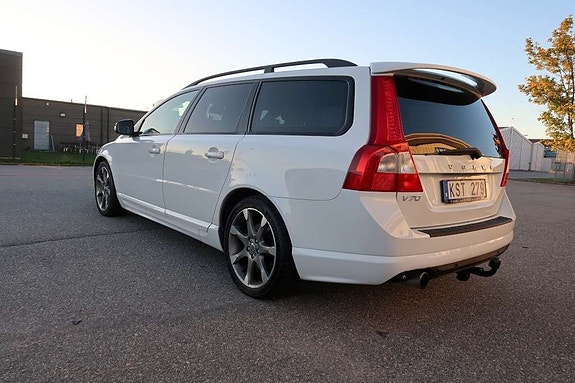Volvo V70 7 of 18