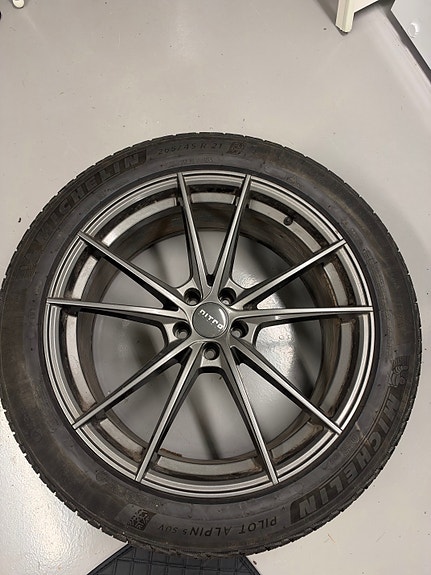 Product image 2 of 5