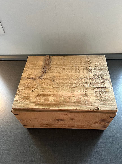 Product image 1 of 3
