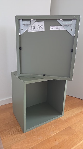 Product image 1 of 2