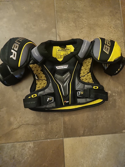 Product image 1 of 3