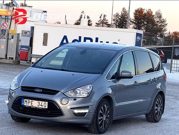 Ford S-MAX 8 of 8