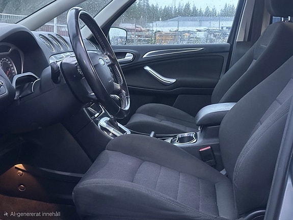 Ford S-MAX 6 of 8