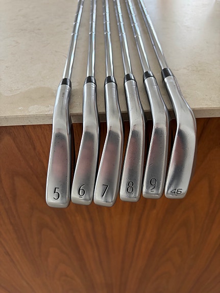 Product image 1 of 7