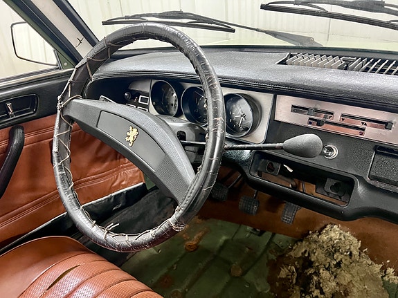 Peugeot 304 14 of 16