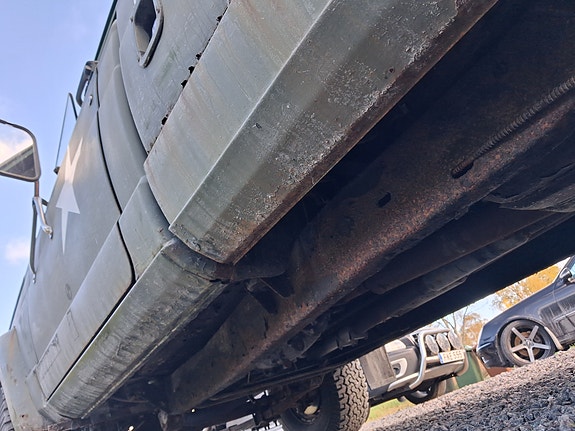Jeep J 20 7 of 9