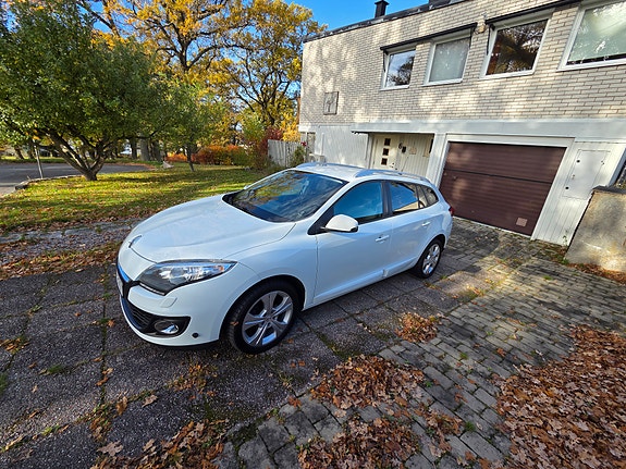 Renault Megane III 3 of 7