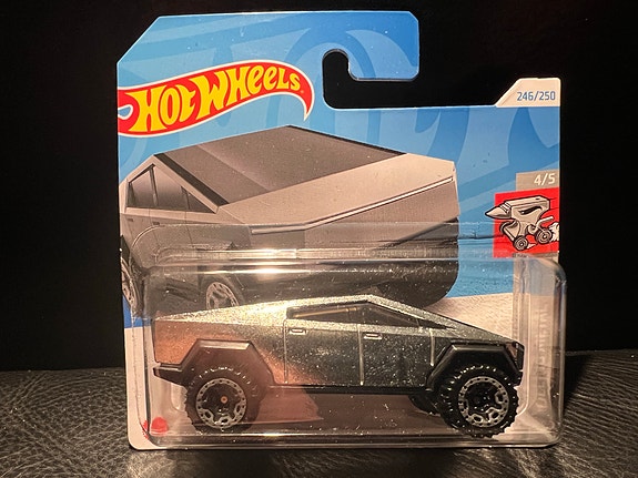 Product image 1 of 7