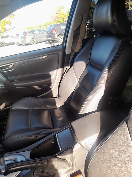 Volvo V70 6 of 6