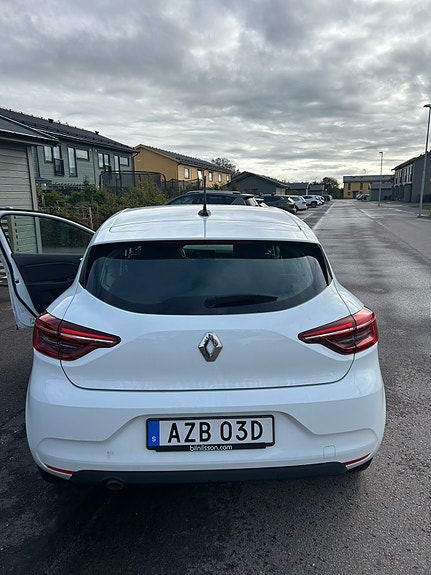 Renault Clio 2 of 4