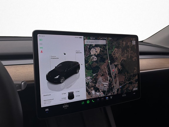 Tesla Model Y 30 of 30