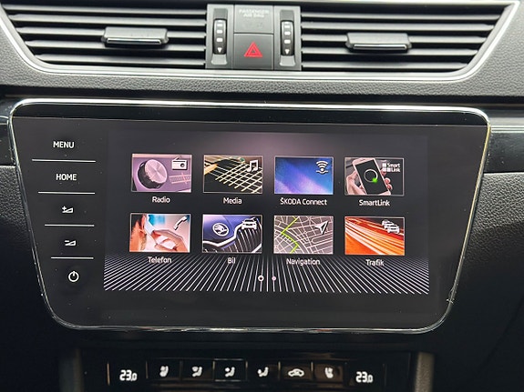 Skoda Superb 18 of 30