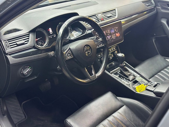 Skoda Superb 13 of 30