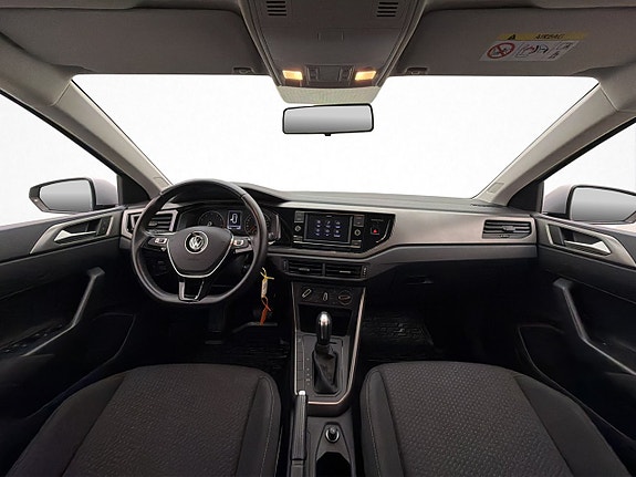Volkswagen Polo 12 of 30
