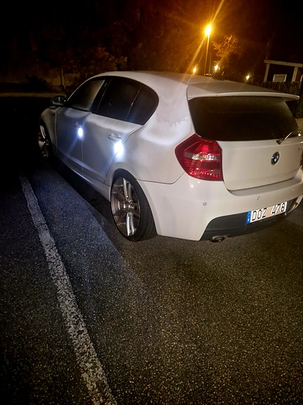BMW 120d 4 of 6