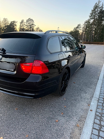 BMW 320d 5 of 15
