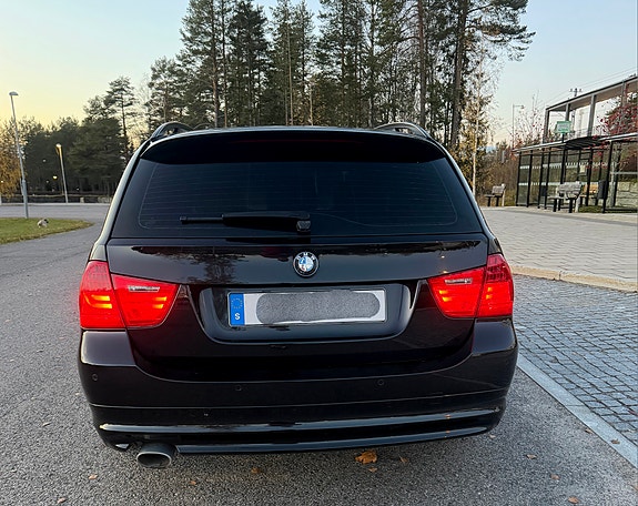 BMW 320d 8 of 15