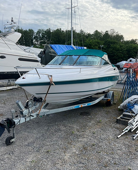 Wellcraft 2000 SCS Eclipse -97 Mercruiser 5.7L V8 Båt 8 of 9