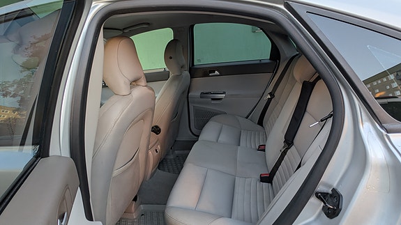 Volvo S40 6 of 9