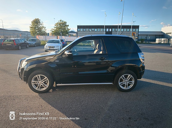 Suzuki Grand Vitara 4 of 13
