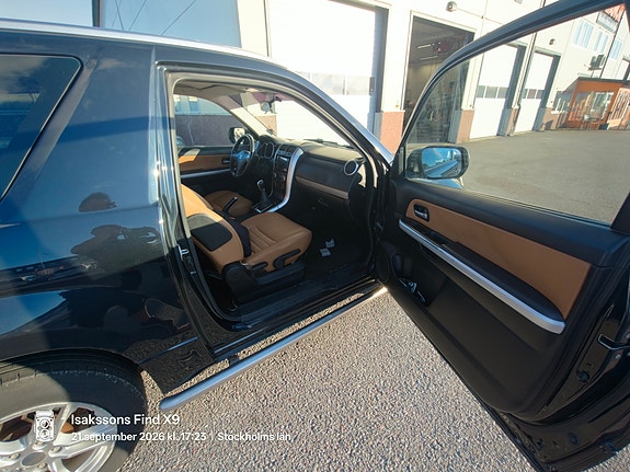 Suzuki Grand Vitara 12 of 13