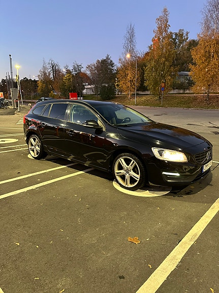 Volvo V60 10 of 11